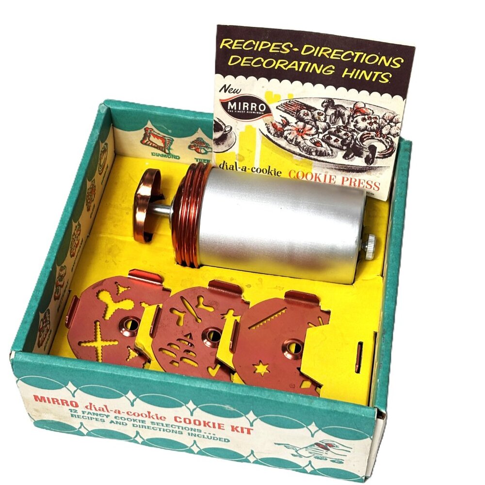 * vintage 1950's Mirro Dial a Cookie Press Complete in Original Box NOS